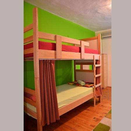 Hostel Kalonis Skopje Eksteriør bilde