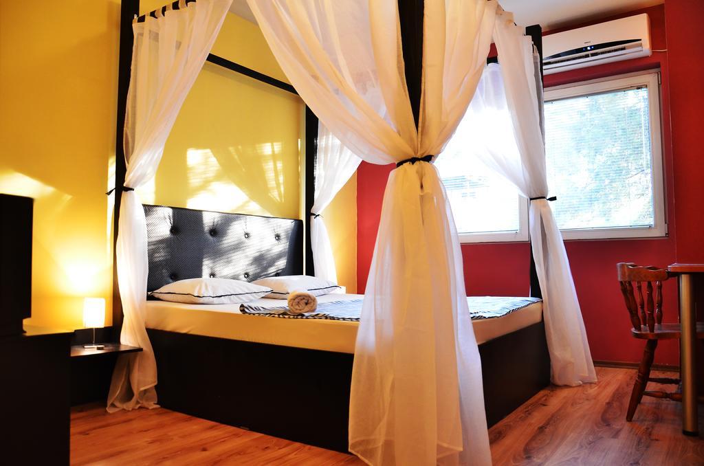 Hostel Kalonis Skopje Rom bilde