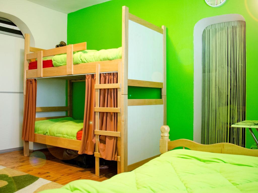 Hostel Kalonis Skopje Rom bilde