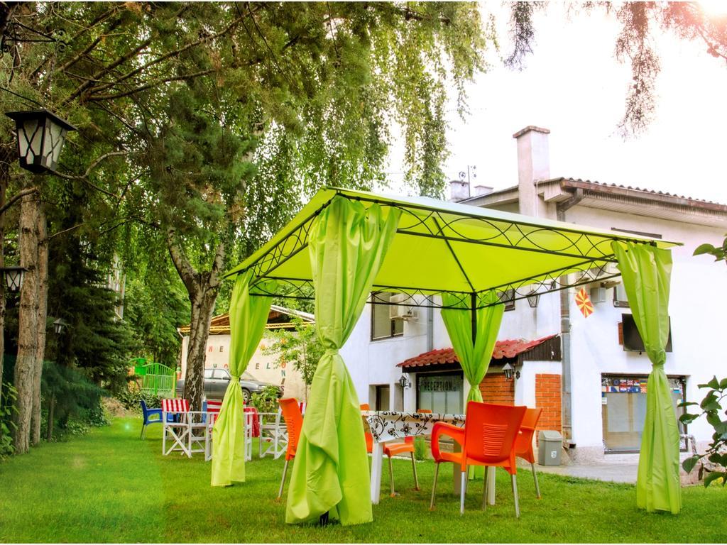 Hostel Kalonis Skopje Rom bilde