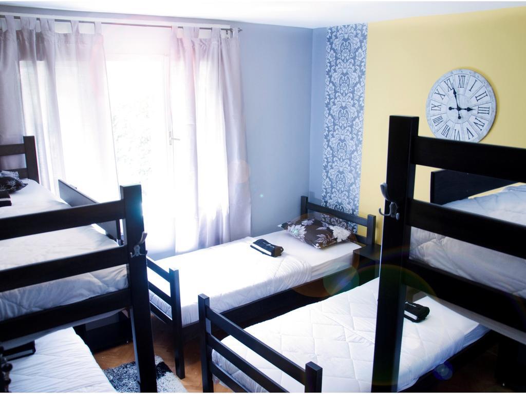 Hostel Kalonis Skopje Rom bilde