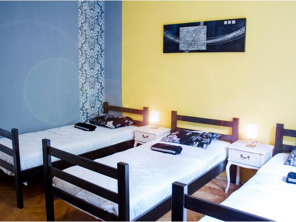 Hostel Kalonis Skopje Rom bilde