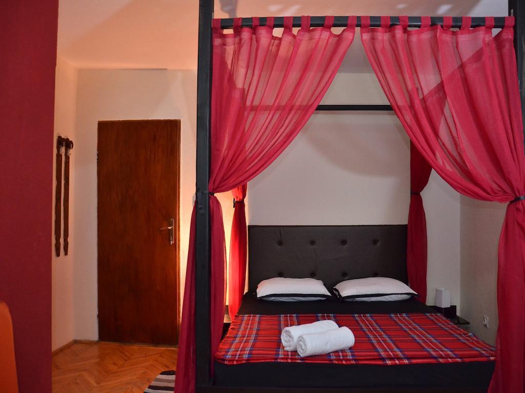 Hostel Kalonis Skopje Rom bilde