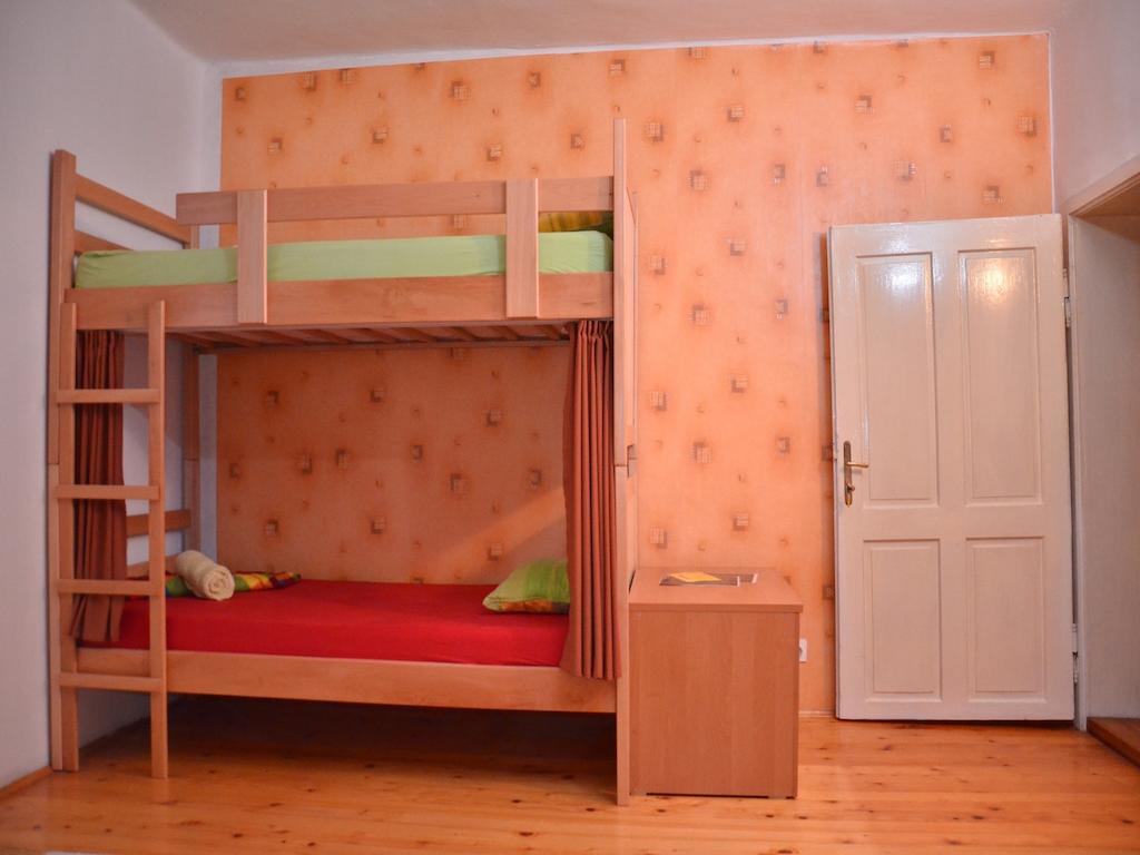Hostel Kalonis Skopje Rom bilde