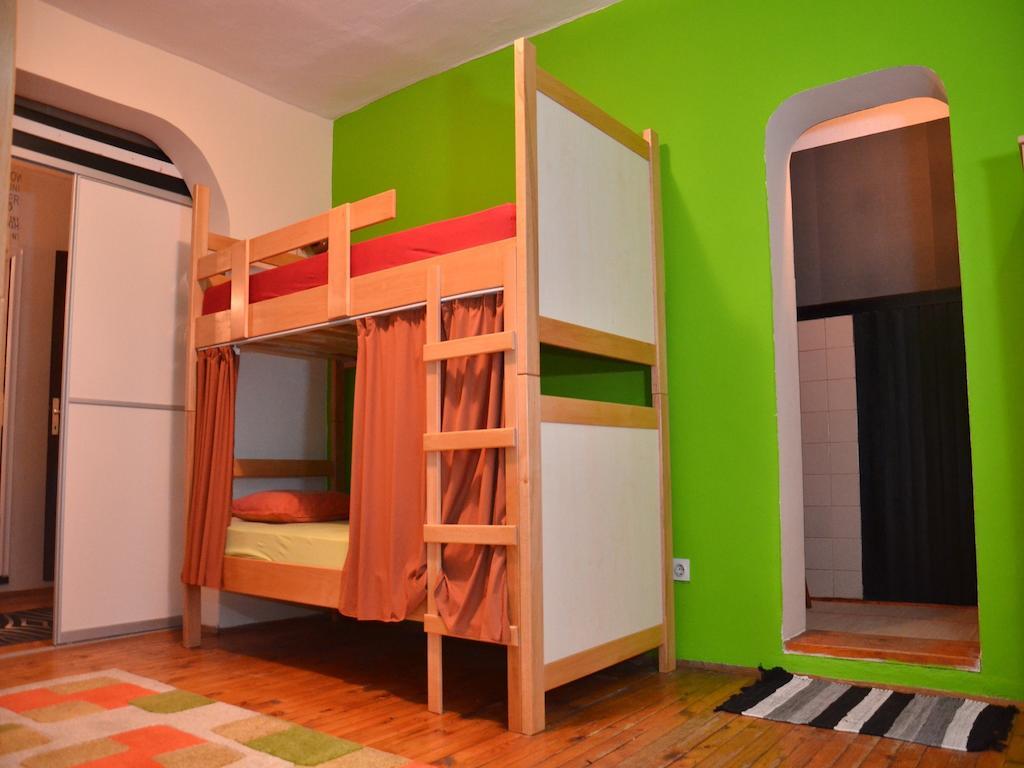 Hostel Kalonis Skopje Rom bilde